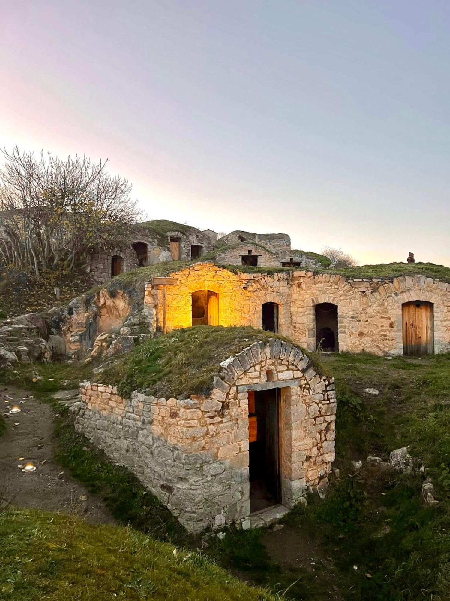 Appartamento La Casa Dell'Artista Di Vittorio Vertone Pietragalla Esterno foto